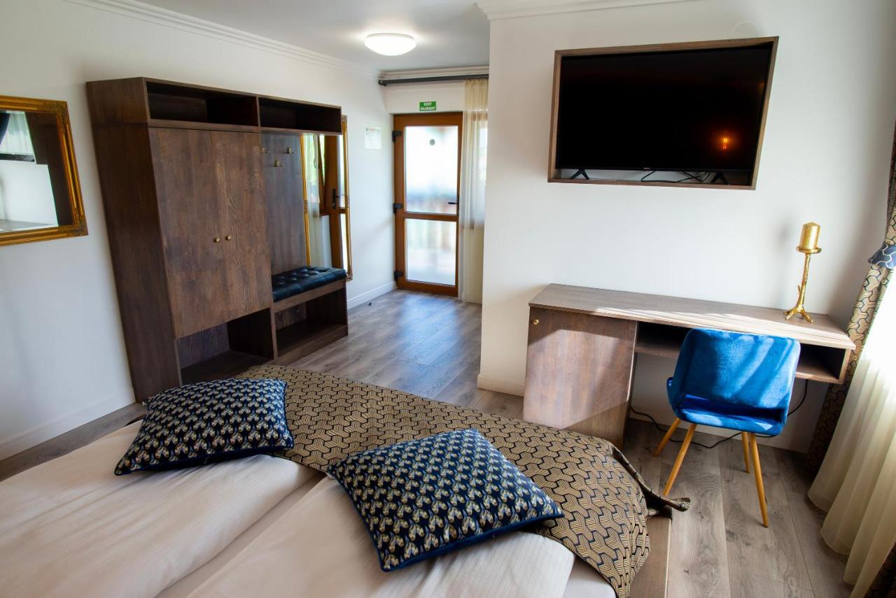 Bed and Breakfast Kotyogo Panzio Lupeni  Zewnętrze zdjęcie