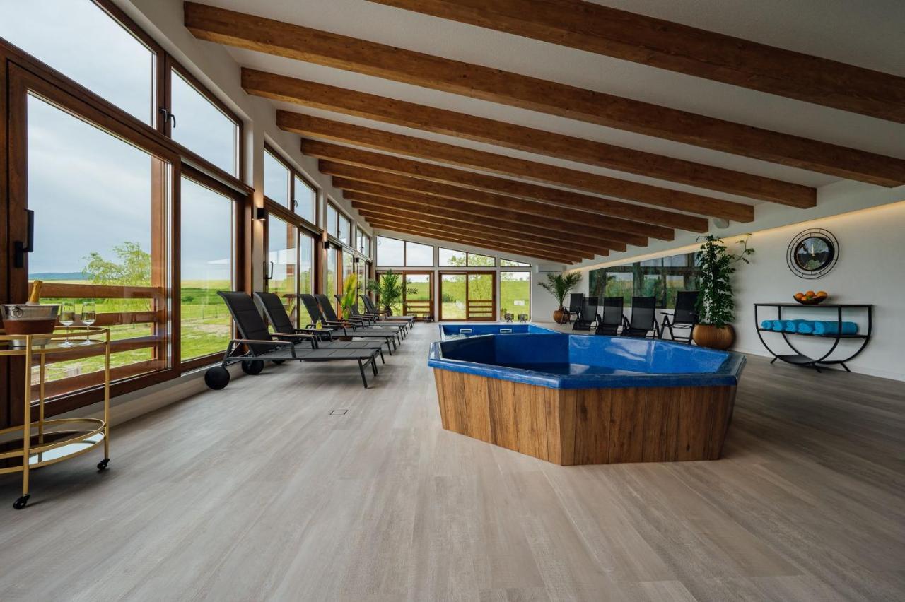 Bed and Breakfast Kotyogo Panzio Lupeni  Zewnętrze zdjęcie